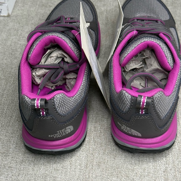The North Face Litewave Trail Running Shoes – Women’s 6.5 – NEW IN BOX - Picture 4 of 5